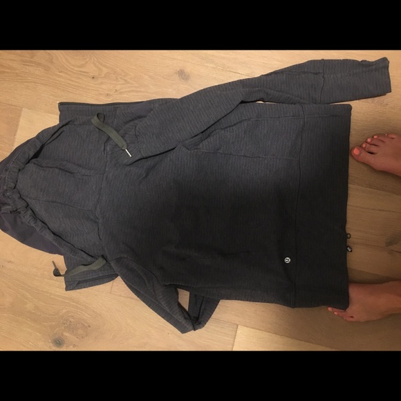 lululemon jacket - Picture 2 of 2